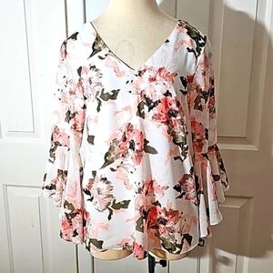 Frank Lyman delicate exquisite women blouse. Size 6. Ruffle sleeves. Excellent